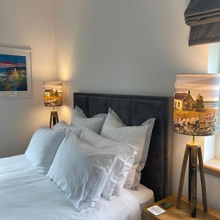 Taigh Scalpaigh Bed & Breakfast Portree Bagian luar foto